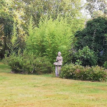 Le Domaine De Panissac Bed & Breakfast Berneuil  Dış mekan fotoğraf