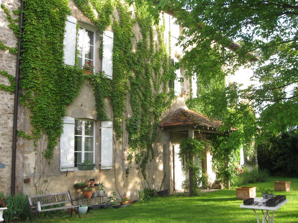 Le Domaine De Panissac Bed & Breakfast Berneuil  Dış mekan fotoğraf