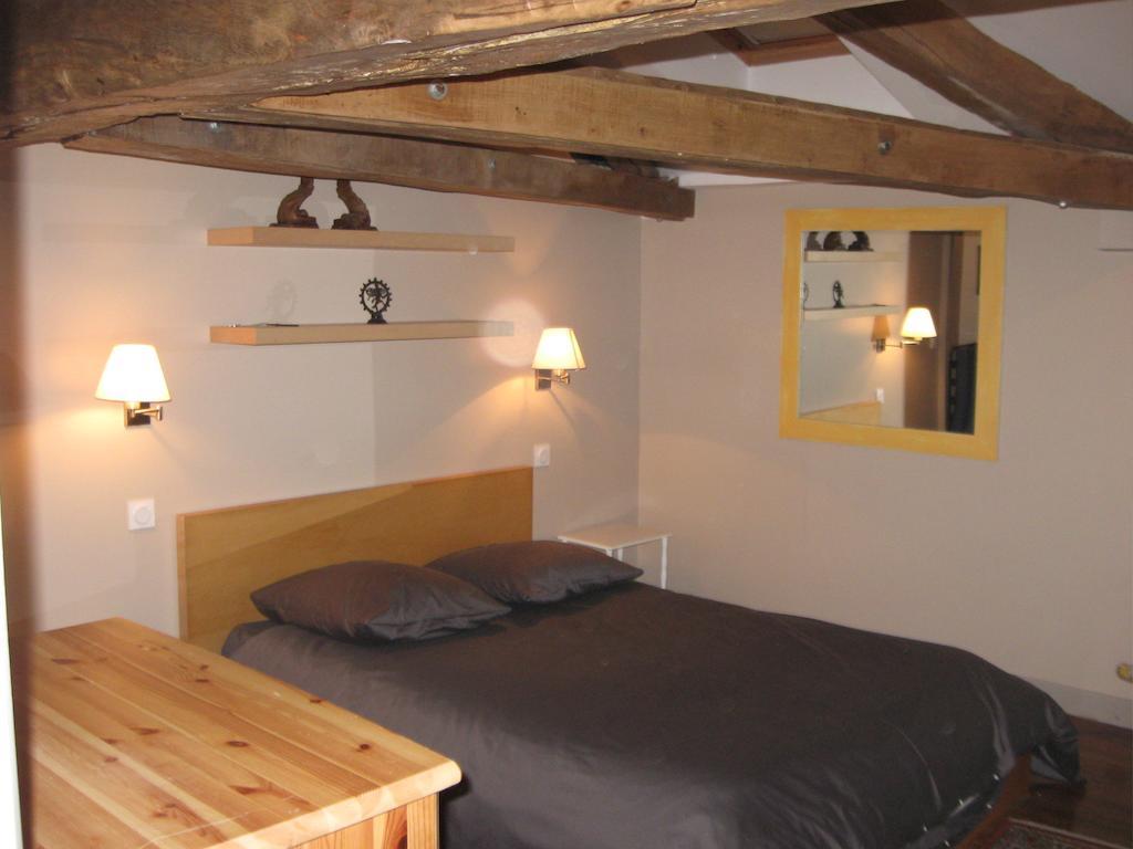 Le Domaine De Panissac Bed & Breakfast Berneuil  Dış mekan fotoğraf