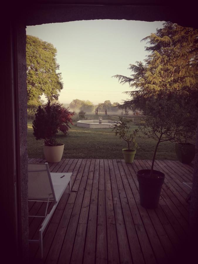 Le Domaine De Panissac Bed & Breakfast Berneuil  Dış mekan fotoğraf